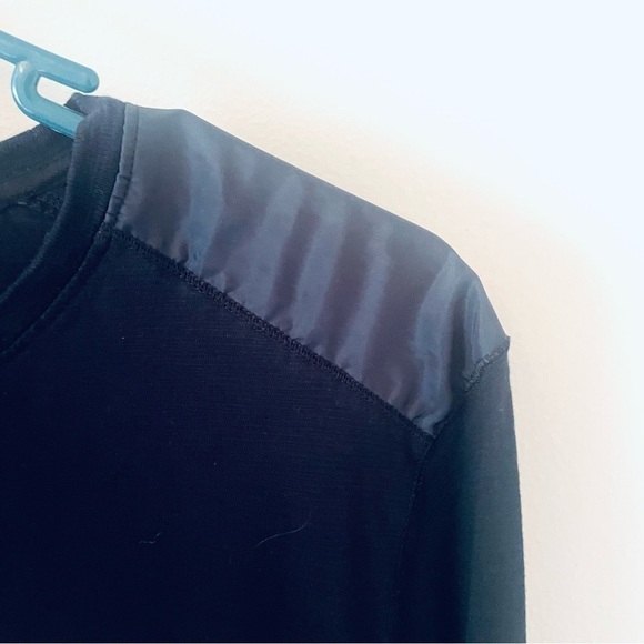 Calvin Klein 100% cotton Men's Contrast Shoulder Black Long Sleeve Sweater - M - Picture 3 of 8